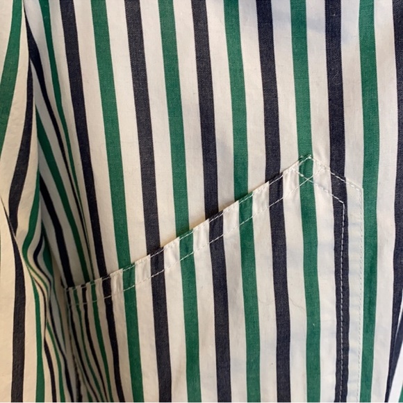 Women’s J. Crew Poplin Popover shirt - Picture 4 of 5